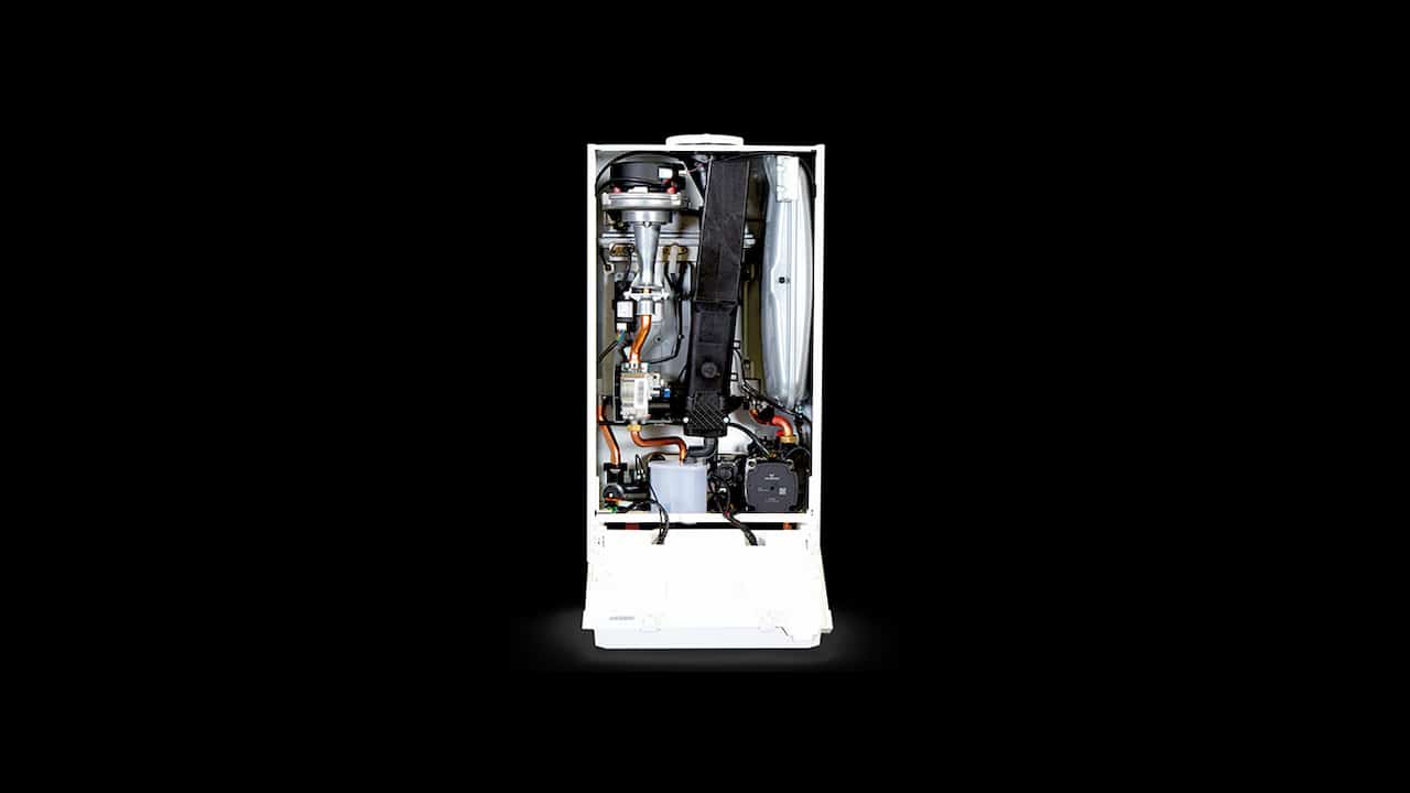 Ideal Logic C30 combi boiler internal