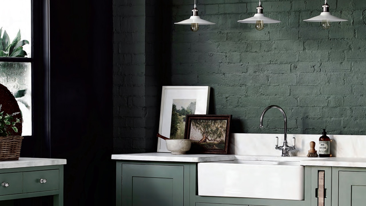 The Suffolk kitchen design with kitchen sink and worktop.